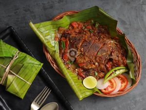 Karimeen Pollichathu